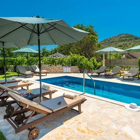 Vergatum-privacy,gym,billiards,table Tennis