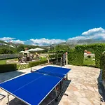 Villa Vergatum-privacy,gym,billiards,table Tennis Donji Brgat