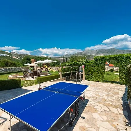 וילה Vergatum-privacy,gym,billiards,table Tennis Donji Brgat