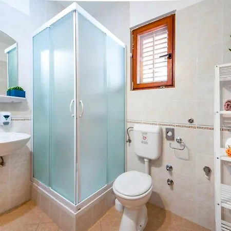 Vergatum-privacy,gym,billiards,table Tennis