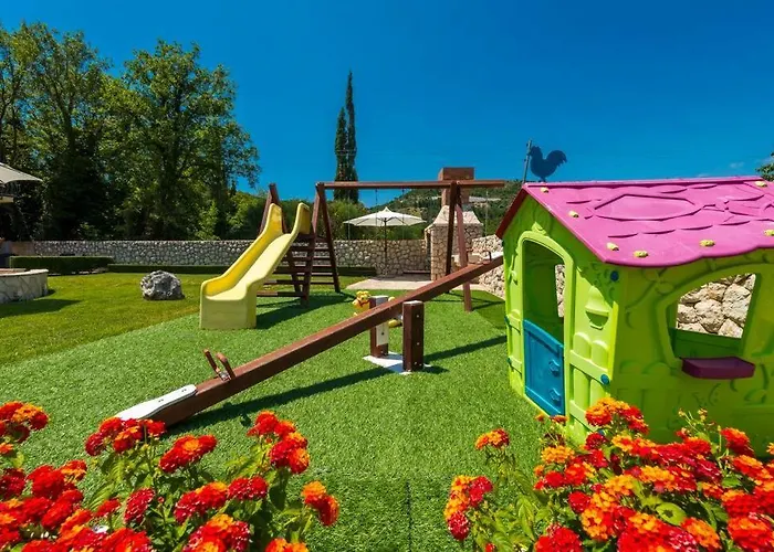 Vergatum-privacy,gym,billiards,table Tennis Donji Brgat