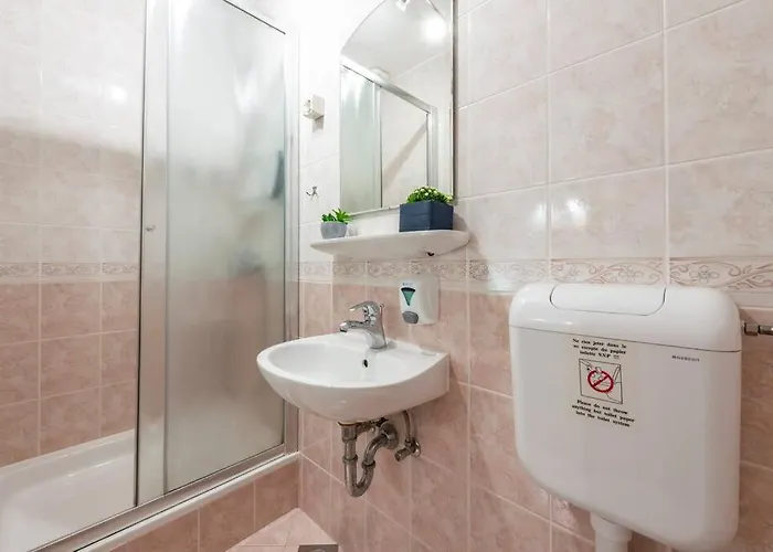 Vergatum-privacy,gym,billiards,table Tennis Donji Brgat