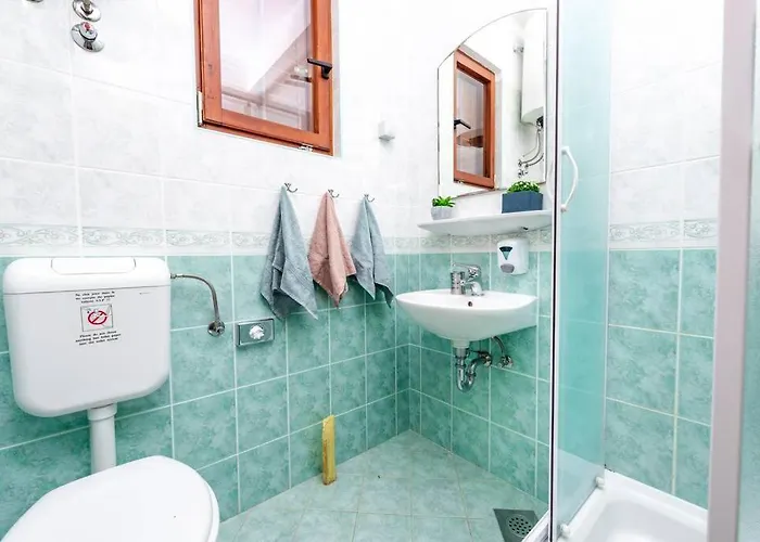 Villa Vergatum-privacy,gym,billiards,table Tennis *